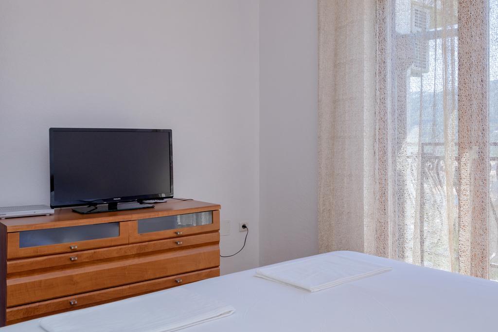 Mi Apartment Stari Grad  Dış mekan fotoğraf