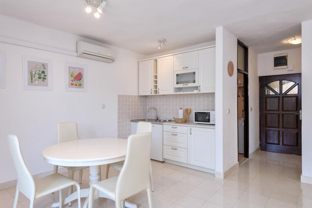 Mi Apartment Stari Grad  Dış mekan fotoğraf