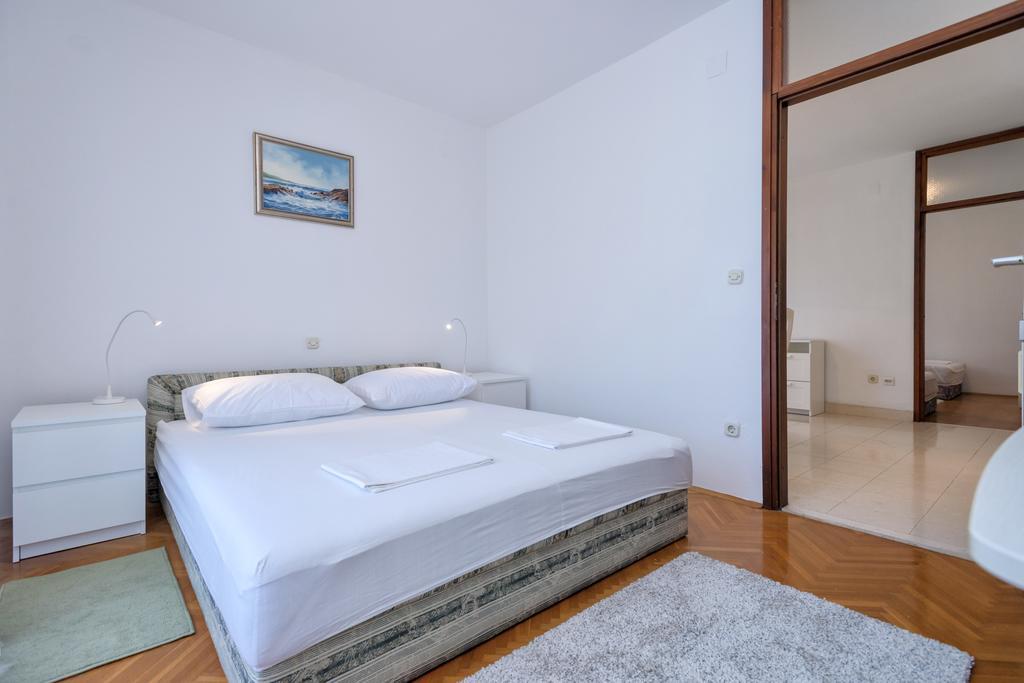 Mi Apartment Stari Grad  Dış mekan fotoğraf